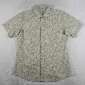 Lululemon Airing Easy Short Sleeve Shirt Men's XL Green Casual Comfort Button Up